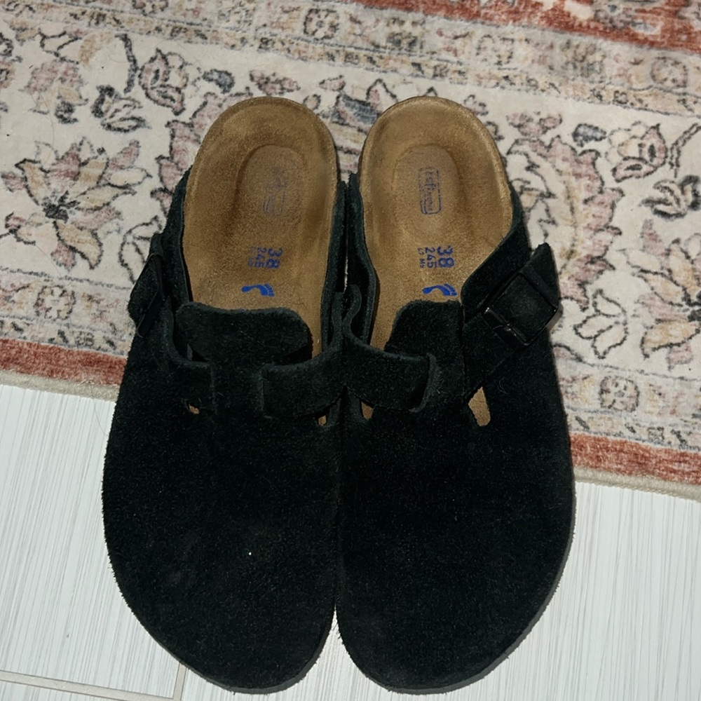 Black Birkenstocks